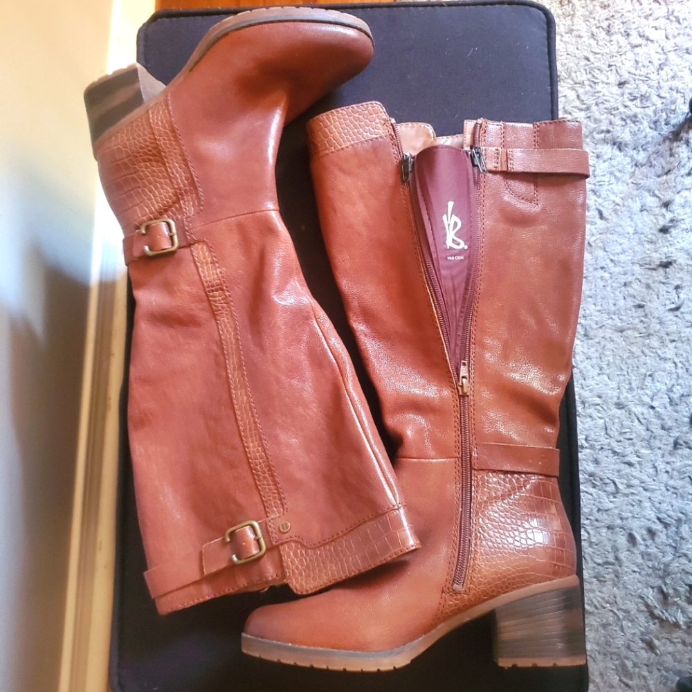 brown leather boots